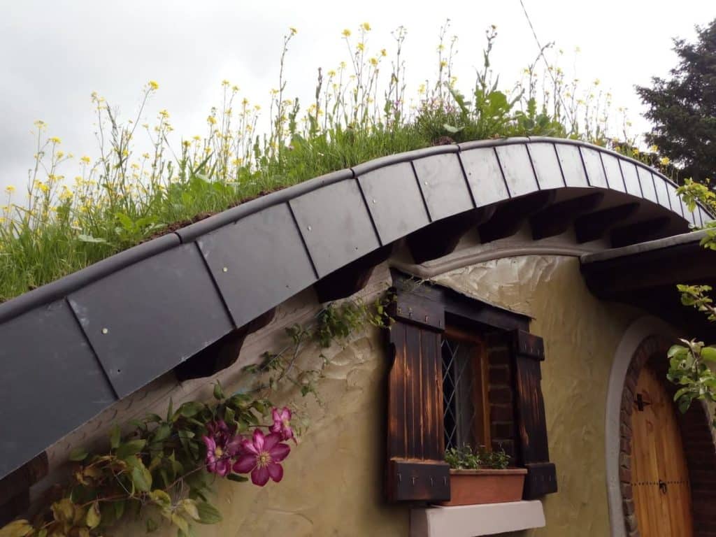 Hobbit Homes to Stay in Ireland