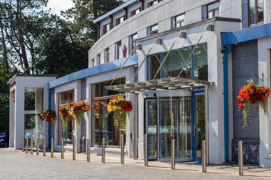 Exterior of the Tullamore Court hotel in Tullamore  